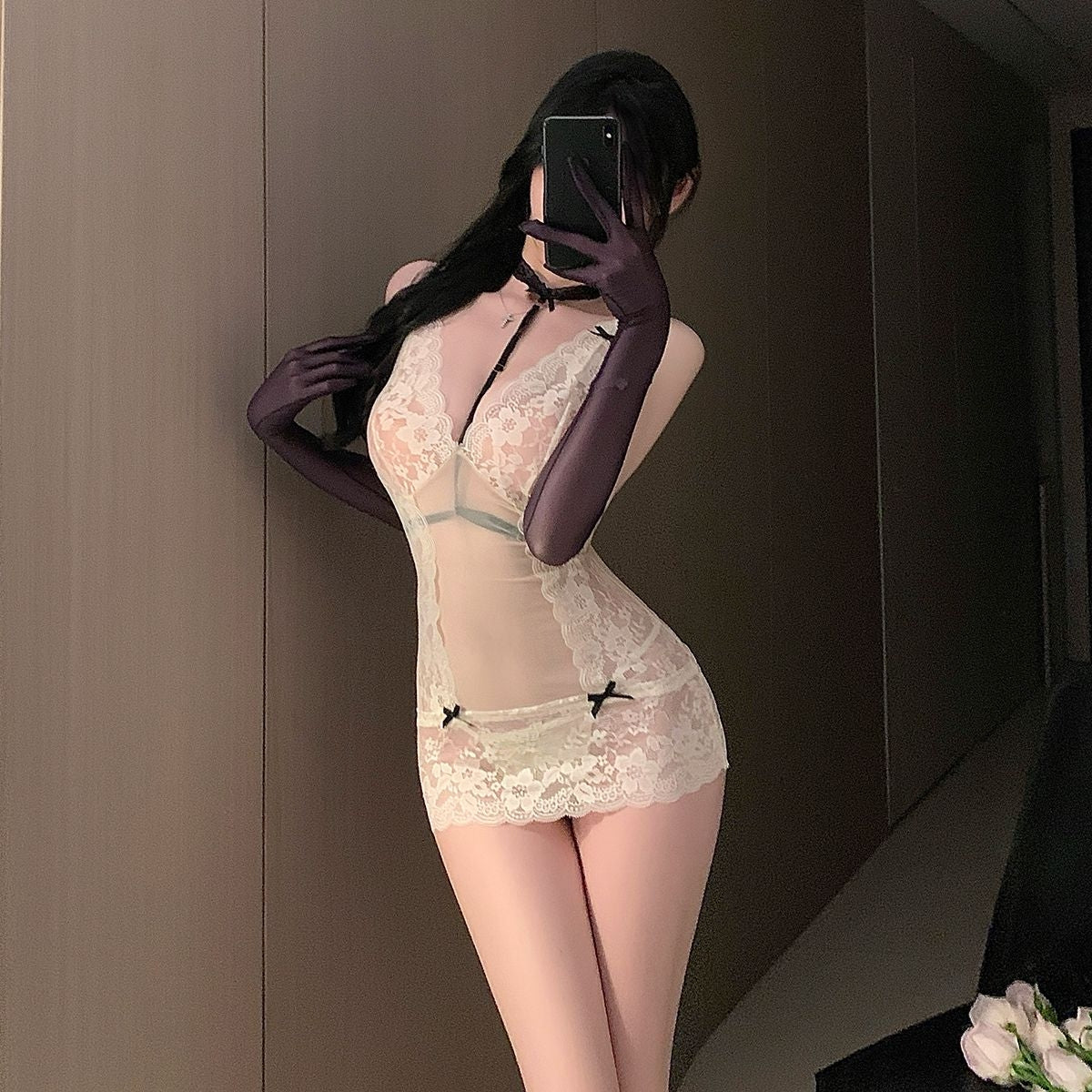 ??A sexy halter-neck, sheer, super short bodycon skirt??