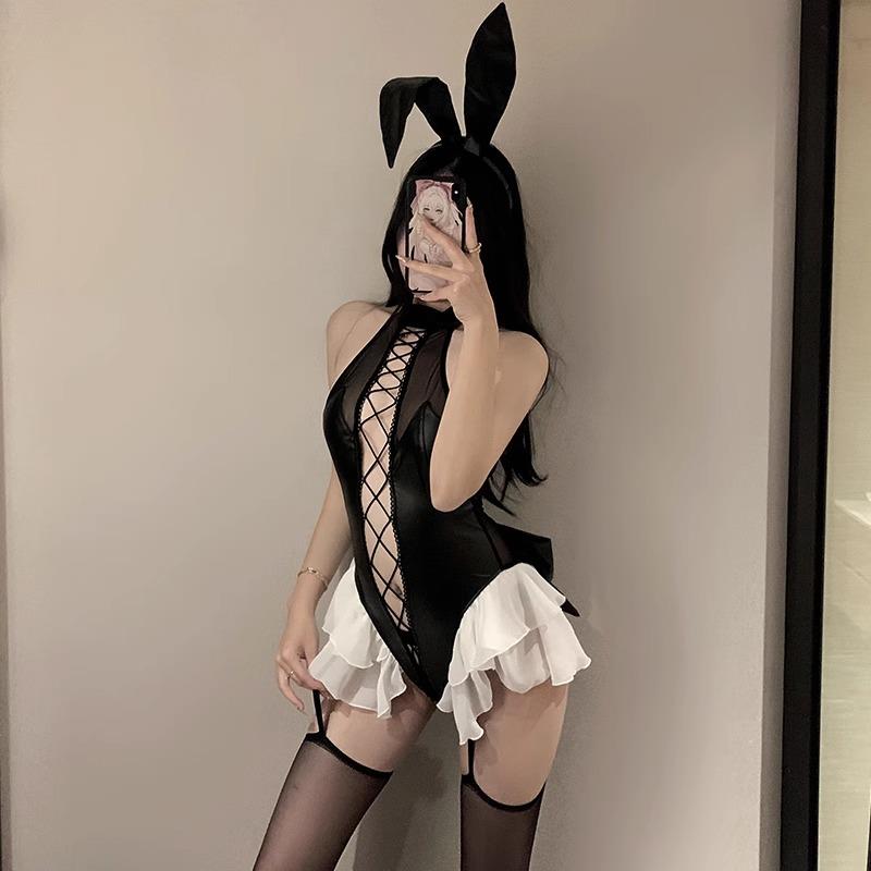 "Rabbit doll"?? sexy pure desire bunny girl tight strap design patent leather sex???? jumpsuit