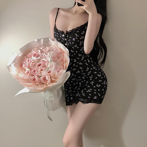 ??Sexy floral print bodycon slip dress with a pure and alluring style??