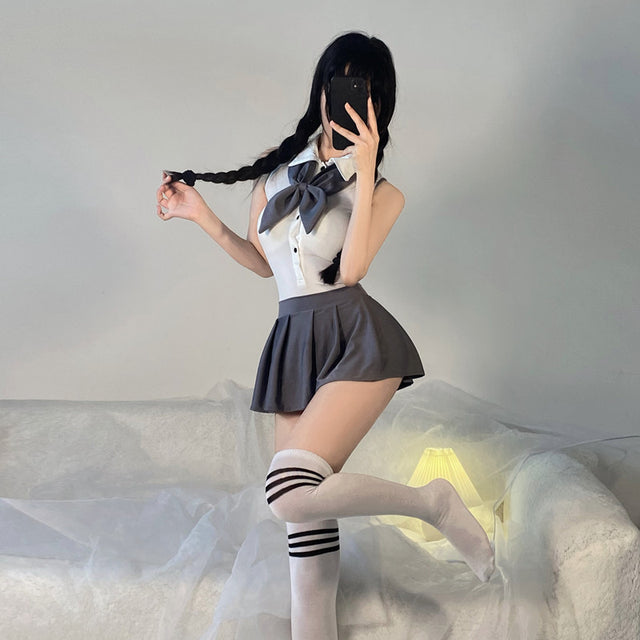 Pure and innocent JK school style 🍃 Sexy uniform with short pleated skirt 👩🏻‍🎓