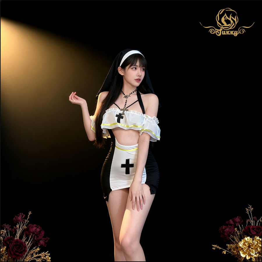 Pure and seductive cosplay nightgown with lace trim, inspired by the Virgin Mary nun.💞