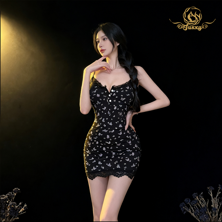 ??Sexy floral print bodycon slip dress with a pure and alluring style??