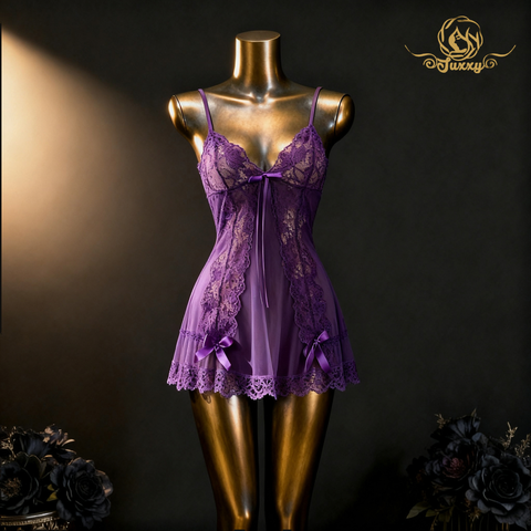 ??A sophisticated French-style purple nightgown with lace trim??